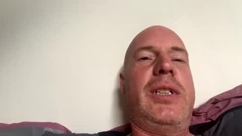 Stoodley22 online show from May 31, 8:37 am