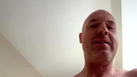 Stoodley22 online show from October 5, 11:47 am