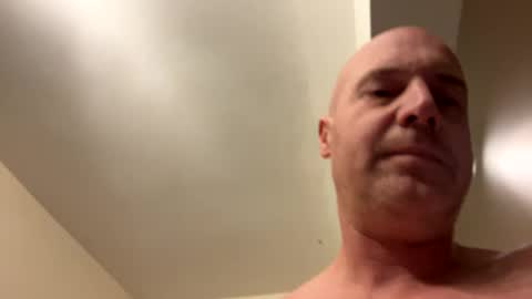 Stoodley22 online show from January 5, 5:41 pm