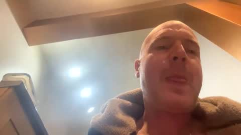 Stoodley22 online show from December 7, 10:12 am