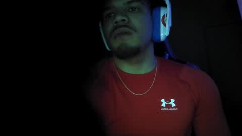 Snapshot of str8dj chatting on September 30, 7:46 am Dj online show from September 30, 7:46 am