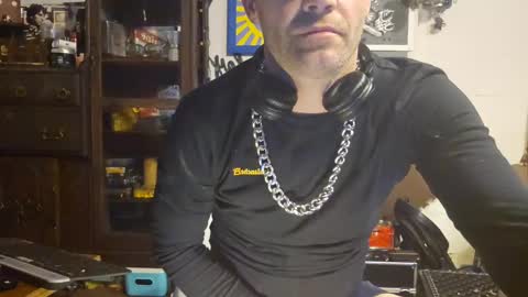 Str8 online show from February 9, 11:57 pm