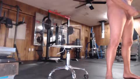 Snapshot of str8pumpnhump chatting on February 12, 2:35 am n8vpumpnhump online show from February 12, 2:35 am