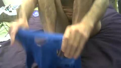 straightboytoy713851 online show from April 21, 10:43 am