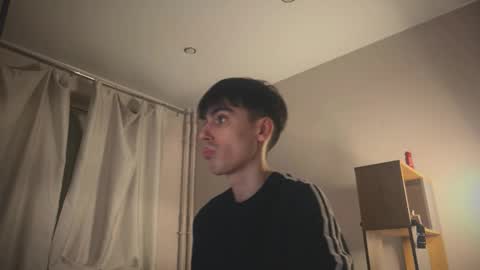 Ray online show from March 6, 9:12 pm