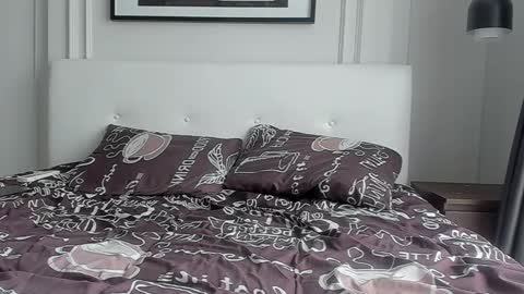 Strong Arni online show from November 26, 5:21 am