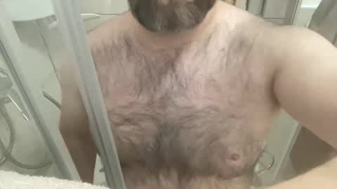 strong_dickinson_ online show from November 10, 5:40 pm