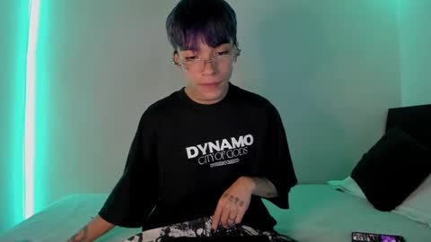 nico online show from February 8, 4:57 pm