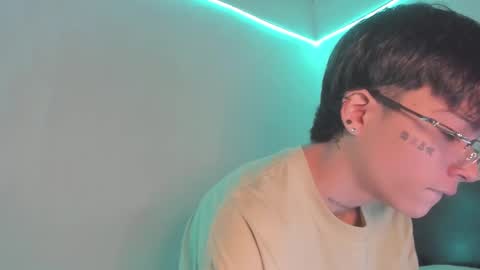 nico online show from December 14, 3:47 pm