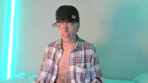 nico online show from December 10, 4:17 pm