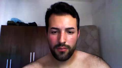 submissiveboyuy online show from February 1, 6:28 pm