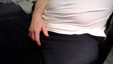 Snapshot of subswichuser00060960 chatting on January 24, 1:03 pm subswitchuser online show from January 24, 1:03 pm
