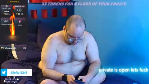 Snapshot of subzero_2689 chatting on October 22, 5:22 am subzero online show from October 22, 5:22 am