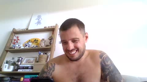 suggs124 online show from August 2, 2:15 pm
