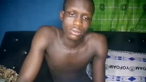 Sunnyblack2 online show from January 18, 10:39 pm