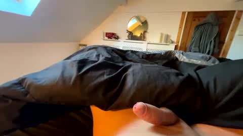 sunworshiper6969 online show from December 9, 11:15 am