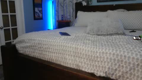 Superbronnon online show from January 15, 2:17 am