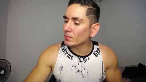 jhosh online show from November 11, 3:55 am