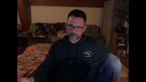 supersquirrel81 online show from April 13, 6:30 pm