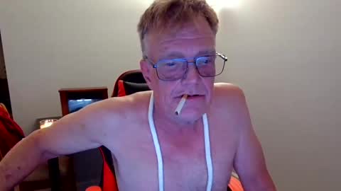 suttond4858 online show from December 5, 7:59 am