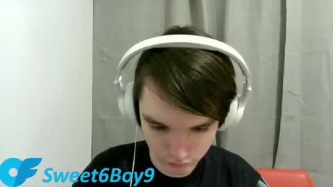 Sweet boy online show from April 22, 7:18 pm
