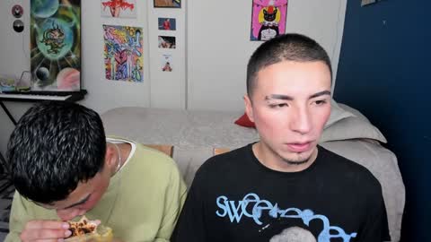 Snapshot of sweet_boys_xx chatting on January 16, 11:15 am CristianBrayan PVT OPEN online show from January 16, 11:15 am