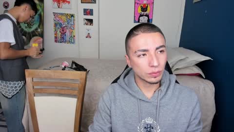 Snapshot of sweet_boys_xx chatting on February 5, 12:06 pm CristianBrayan PVT OPEN online show from February 5, 12:06 pm