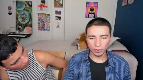 Snapshot of sweet_boys_xx chatting on January 4, 11:22 am CristianBrayan PVT OPEN online show from January 4, 11:22 am