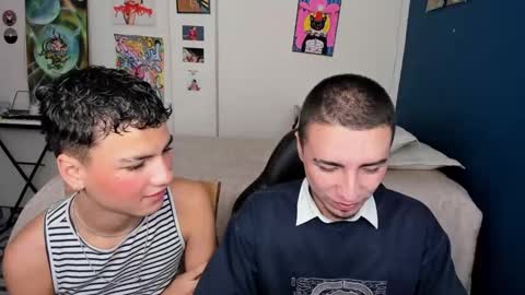 Snapshot of sweet_boys_xx chatting on February 10, 11:36 am CristianBrayan PVT OPEN online show from February 10, 11:36 am