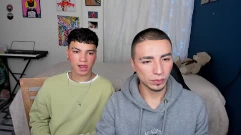 Snapshot of sweet_boys_xx chatting on February 18, 12:28 pm CristianBrayan PVT OPEN online show from February 18, 12:28 pm