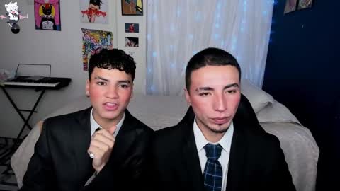Snapshot of sweet_boys_xx chatting on March 9, 12:09 pm CristianBrayan PVT OPEN online show from March 9, 12:09 pm