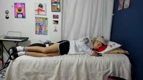 Snapshot of sweet_boys_xx chatting on February 15, 9:39 pm CristianBrayan PVT OPEN online show from February 15, 9:39 pm