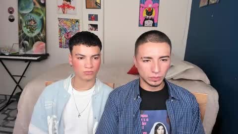 Snapshot of sweet_boys_xx chatting on January 14, 11:31 am CristianBrayan PVT OPEN online show from January 14, 11:31 am