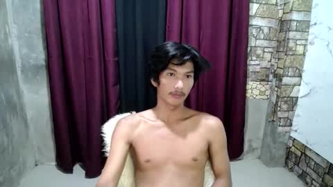 KENNETH online show from March 23, 11:49 am