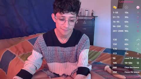 Snapshot of sweetc4meron chatting on October 16, 9:34 pm Cameron Alejandro online show from October 16, 9:34 pm