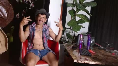 sweetday_19 online show from February 14, 7:25 am