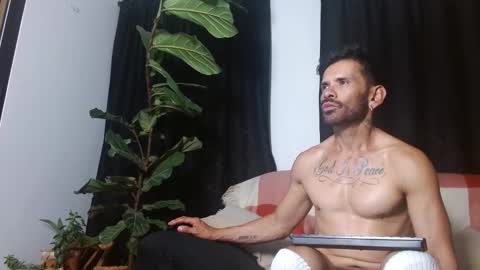 sweetday_19 online show from October 12, 1:43 am