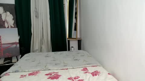 sweetpie asian online show from December 6, 4:06 pm