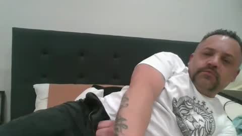 sxylegsturnmeon online show from October 31, 9:23 am