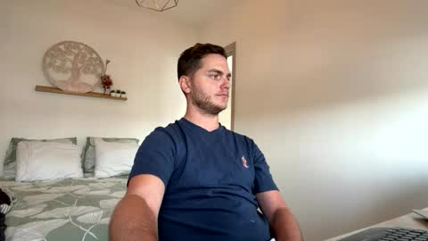 syl092 online show from March 6, 12:57 pm