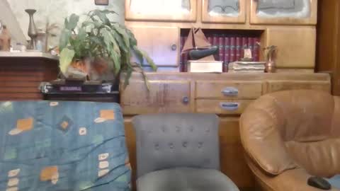Snapshot of sympa_trique chatting on October 19, 4:54 pm sympa_trique online show from October 19, 4:54 pm