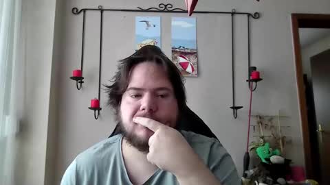 sympon1e online show from February 2, 9:52 am