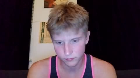 collegetwinkboi online show from July 16, 2:18 am