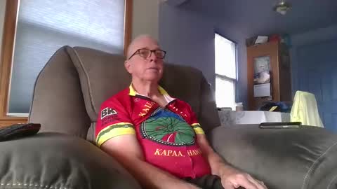 Snapshot of tacrunner66_ chatting on October 4, 11:20 pm tacrunner66_ online show from October 4, 11:20 pm