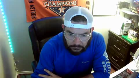 TaintNuzzler online show from September 24, 4:12 am