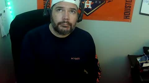 TaintNuzzler online show from February 21, 7:01 am