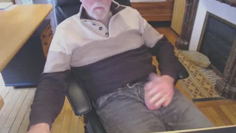 Snapshot of taisabaki54 chatting on January 22, 1:11 pm taisabaki54 online show from January 22, 1:11 pm