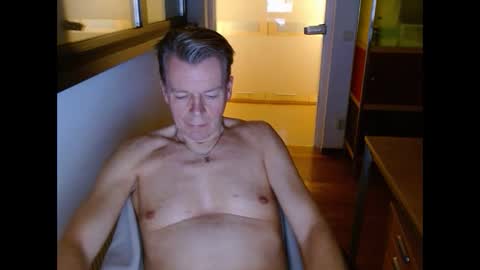 Tall daddy online show from December 5, 4:03 pm