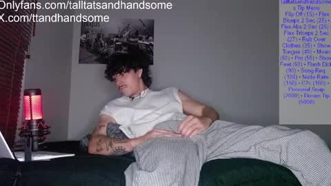 talltatsandhandsome2 online show from April 4, 2:52 am