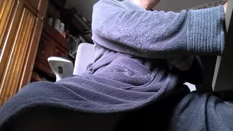 taneyone online show from April 21, 7:14 am